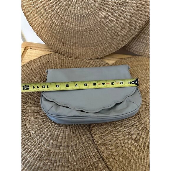 Mitzi women’s gray scalloped clutch bag - Picture 2 of 8